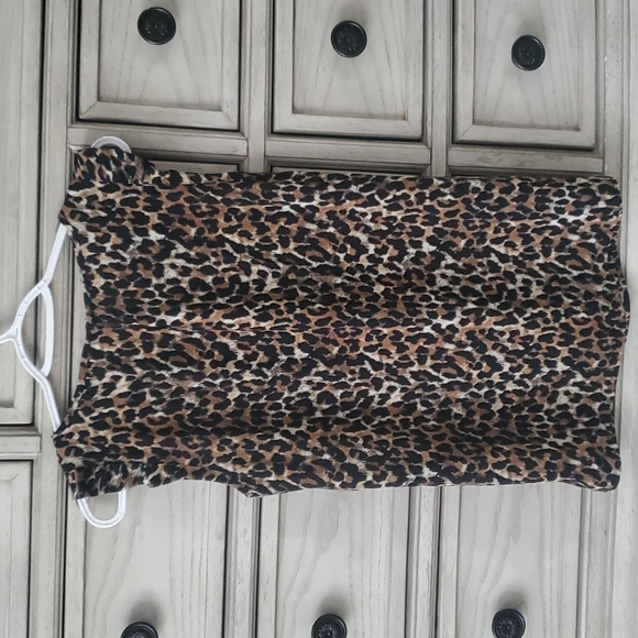 LOFT Leopard Print Flutter Sleeve Top - Picture 2 of 8